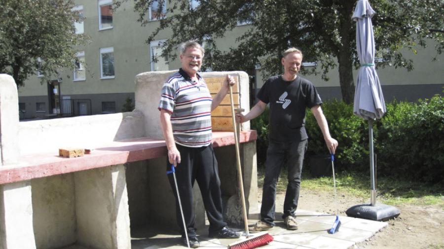 Tobbe och Sture har tagit över en uppgift det behärskar